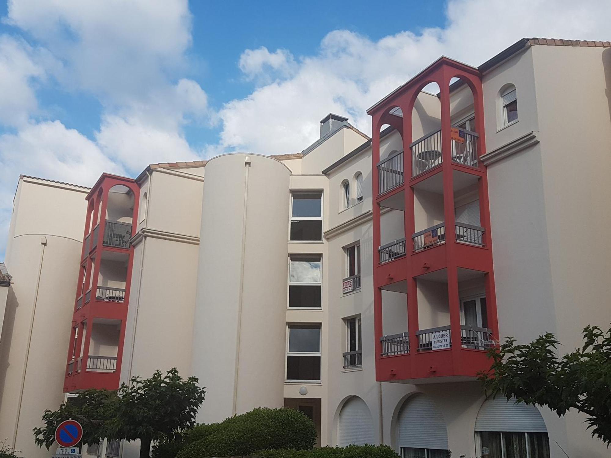 Studio Renove Avec Balcon, Animaux Acceptes, Wifi, A 650M Des Thermes - Fr-1-451-92 Lamalou-les-Bains Buitenkant foto